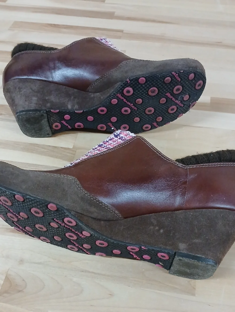 M By Morenatom Brown Leather and Suede Wedge Shoes with Textured Panel Size 9 B